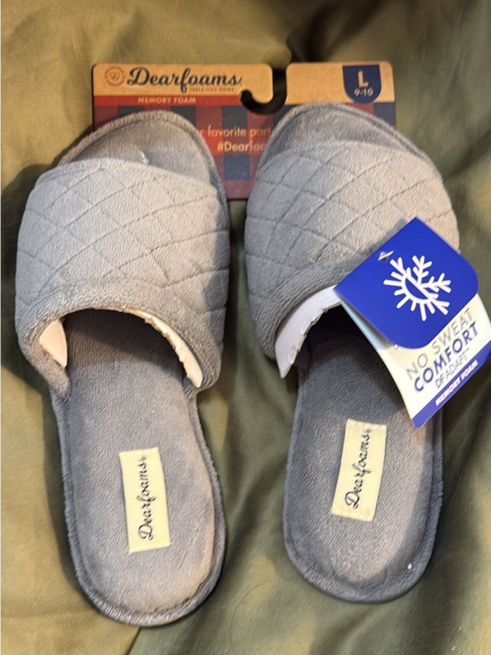 Dearfoams Quilted Dark Gray Memory Foam Slide Slippers Size L